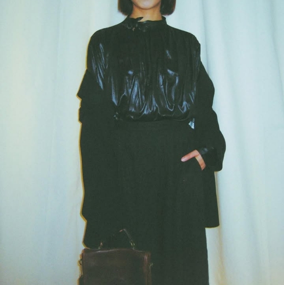 Isabel Marant Sleek Black Blouse with Tie Accents Size 40 - Picture 5 of 12